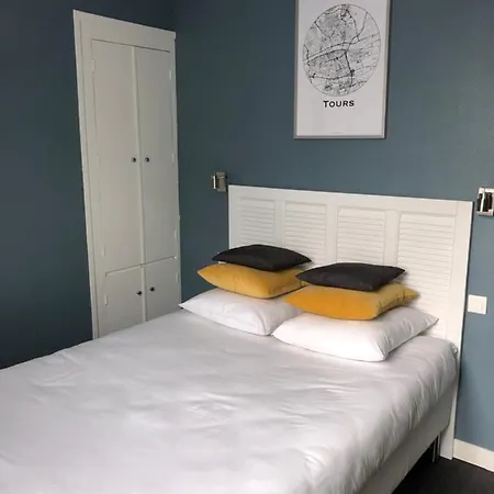 Saint Eloi Hotel